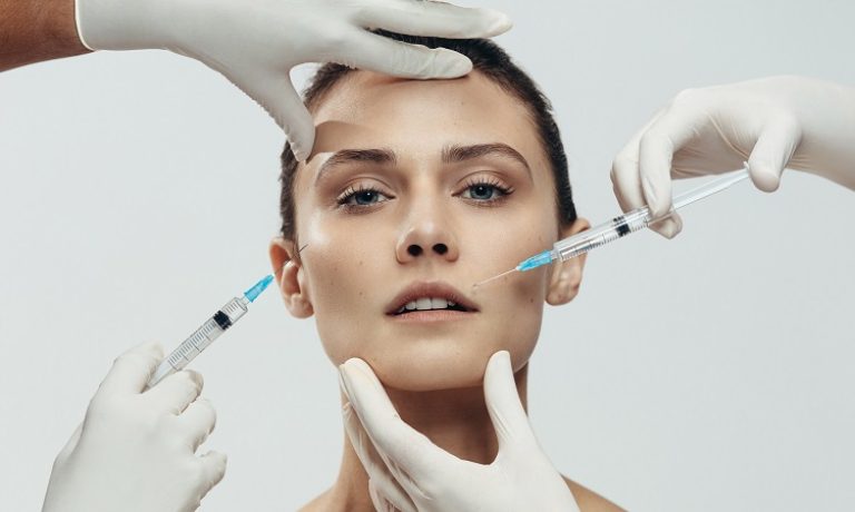 ۴ مرحله مهم برای تخلیه ژل و لیفت طبیعی صورت