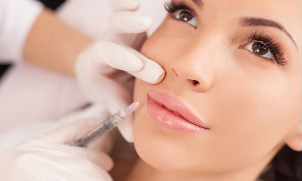 فالوآپ تخلیه فیلر خط خنده: راهنمای کامل مراقبت، اصلاح و پیشگیری از عوارض